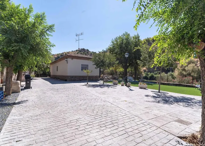 La Almunya De Tenerias Holiday home Toledo